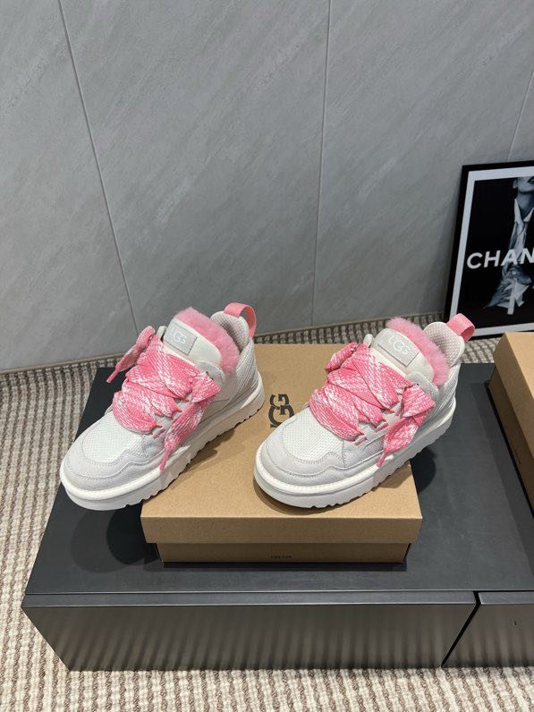 Кроссовки женские фото 9