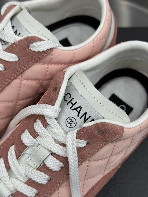 Кроссовки женские фото 9