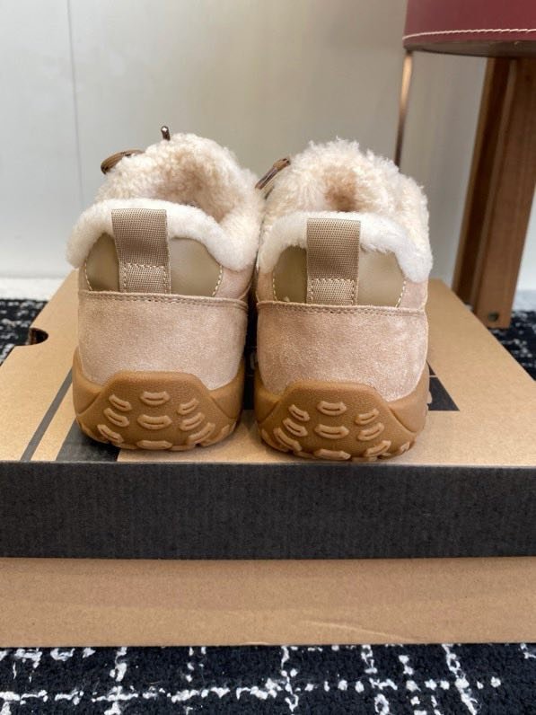 Sneakers winter on fur women's фото 4