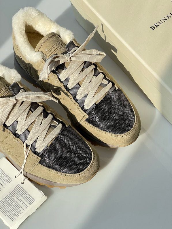 Sneakers winter on fur women's фото 6