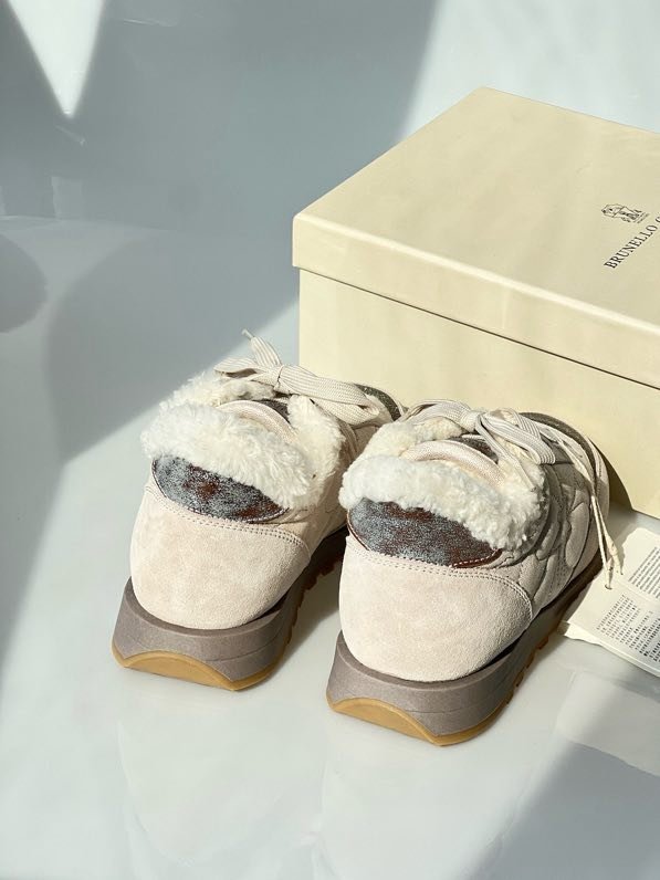 Кроссовки зимние на меху женские фото 7