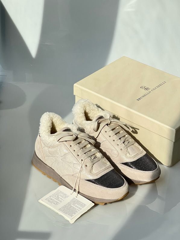 Кроссовки зимние на меху женские фото 8