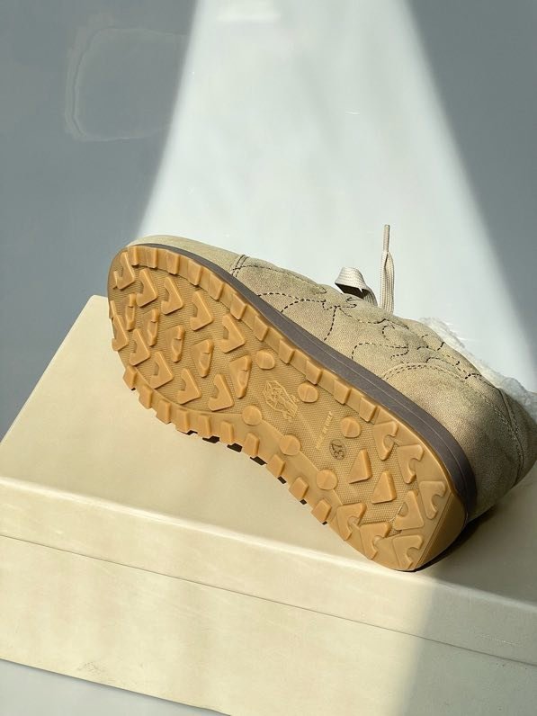 Sneakers winter on fur women's фото 8