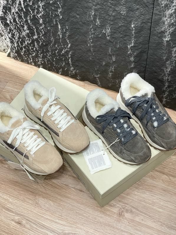 Кросівки зимові на хутрі жіночі фото 9