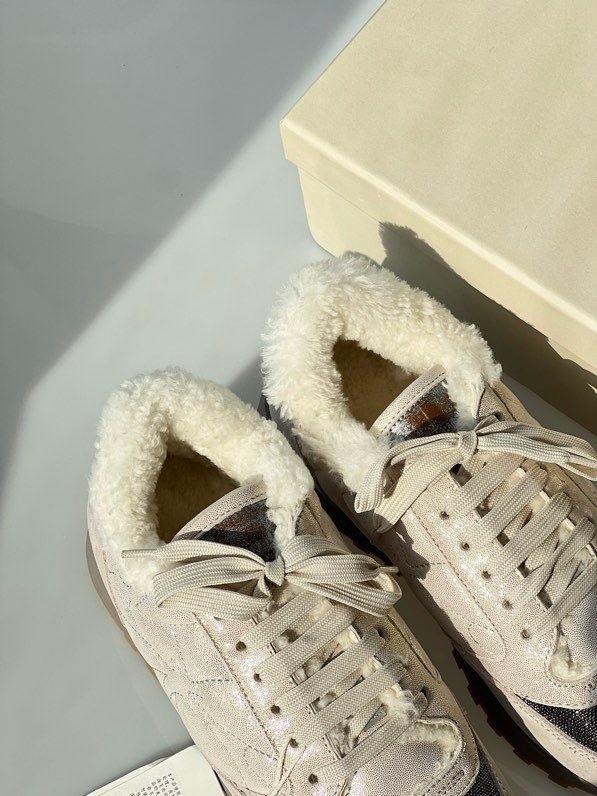 Кроссовки зимние на меху женские фото 9