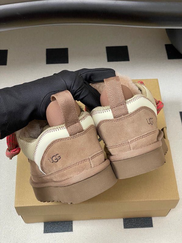 Кроссовки зимние на меху женские фото 9