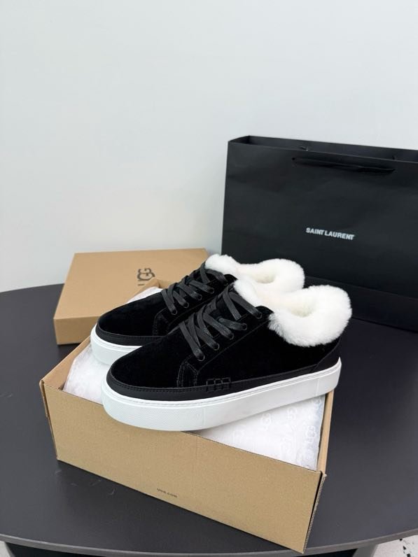 Sneakers winter on fur фото 2