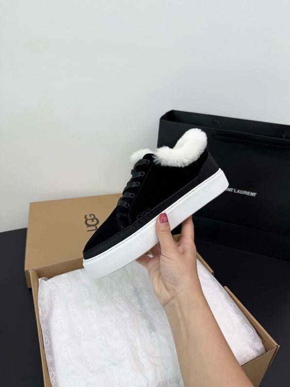 Sneakers winter on fur фото 5