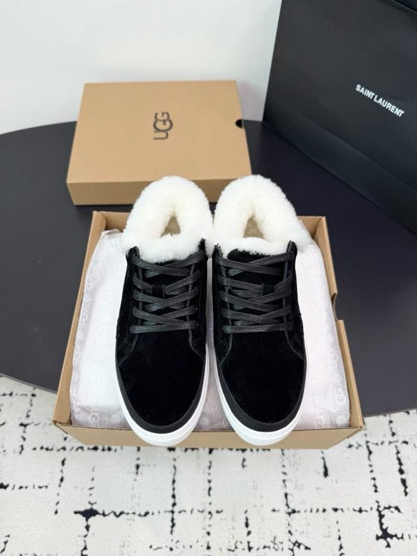 Sneakers winter on fur фото 7