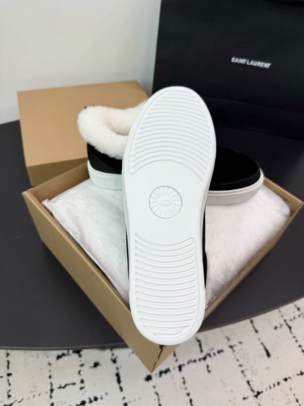 Sneakers winter on fur фото 8