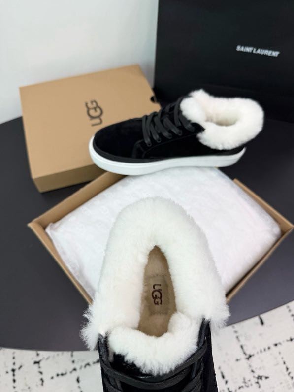 Sneakers winter on fur фото 9