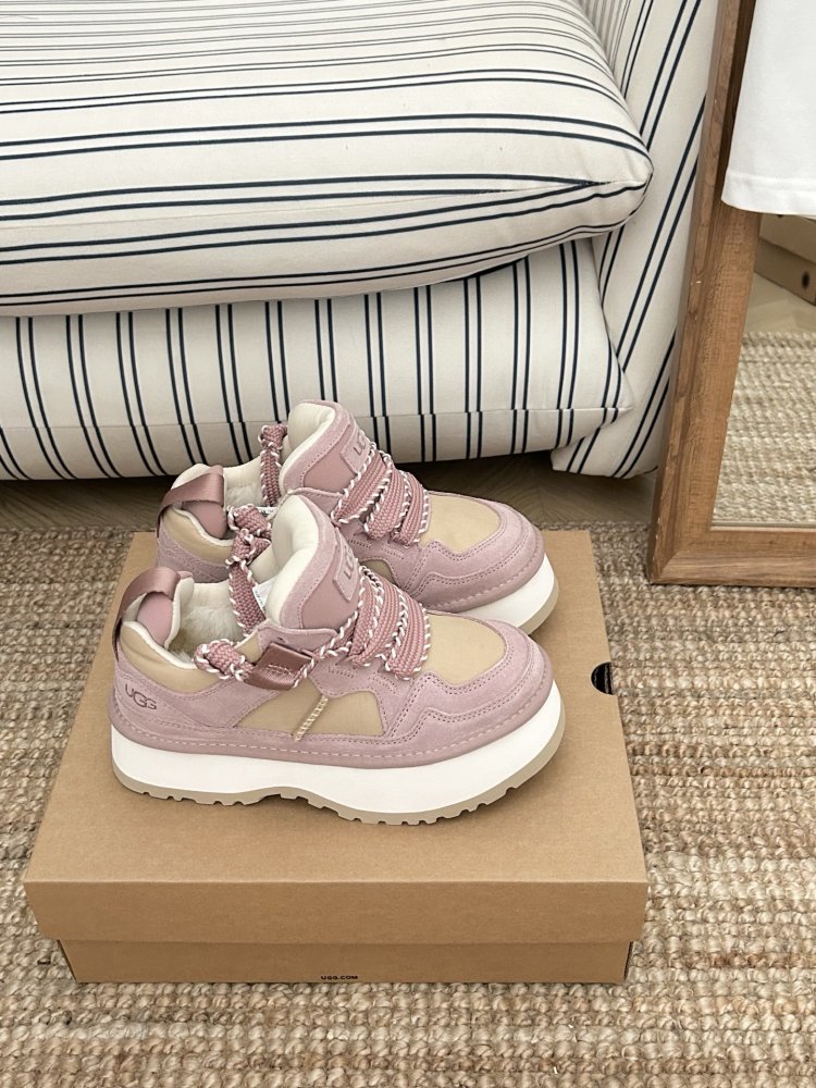 Кроссовки зимние женские