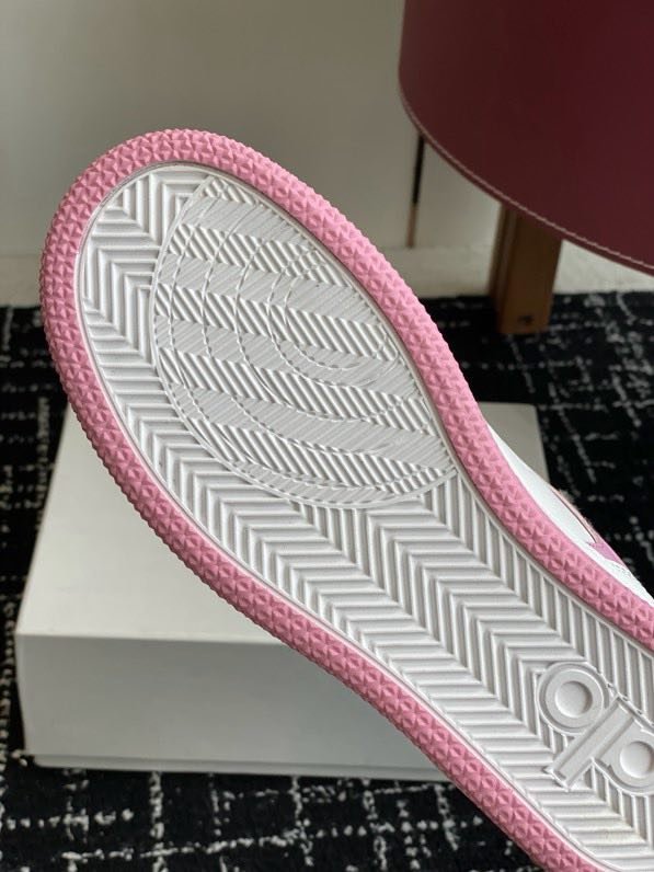 Кроссовки зимние женские фото 3