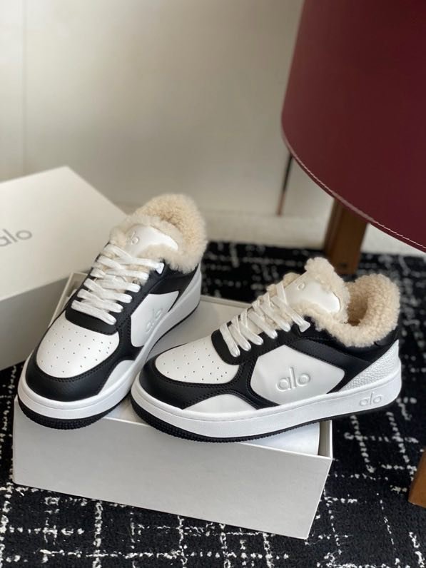 Кросівки зимові жіночі фото 3