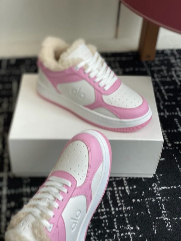 Кроссовки зимние женские фото 4