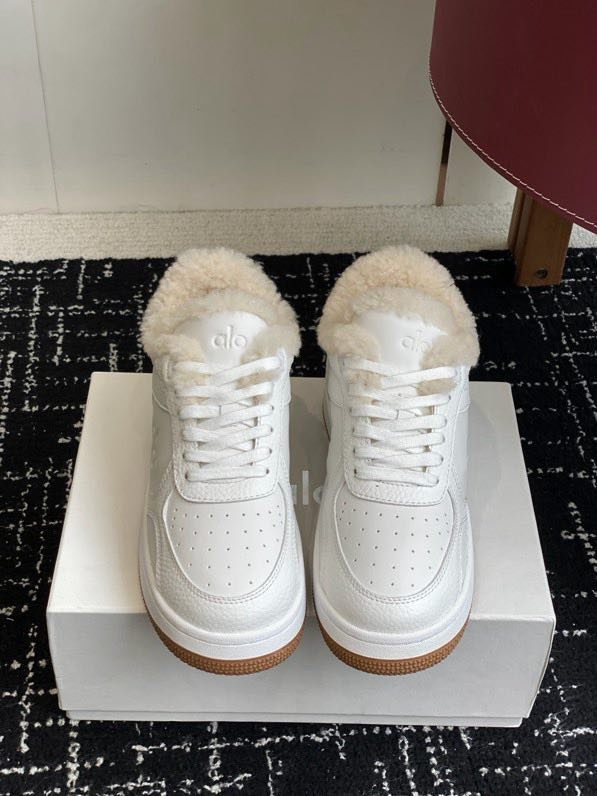 Кросівки зимові жіночі фото 6