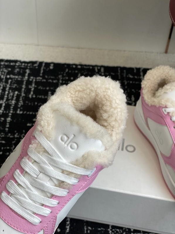 Кроссовки зимние женские фото 6