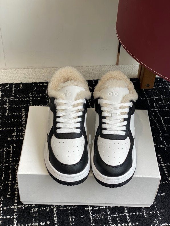 Кросівки зимові жіночі фото 8