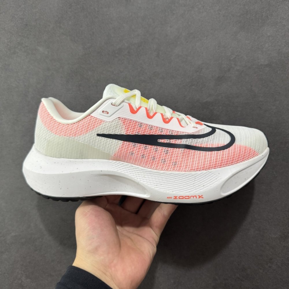 Кроссовки Zoom Fly 5