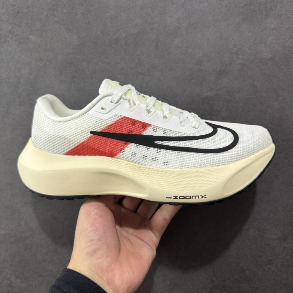 Кроссовки Zoom Fly 5