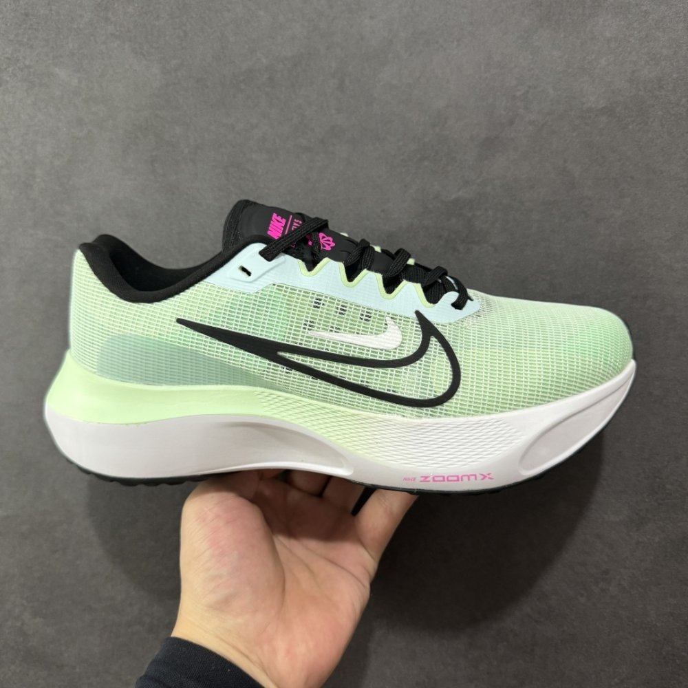 Кроссовки Zoom Fly 5