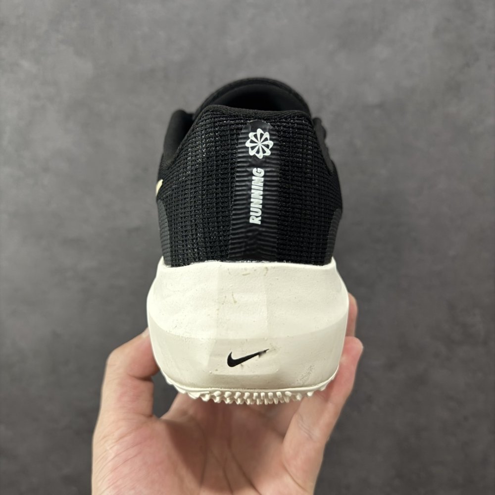 Кроссовки Zoom Fly 5 фото 4