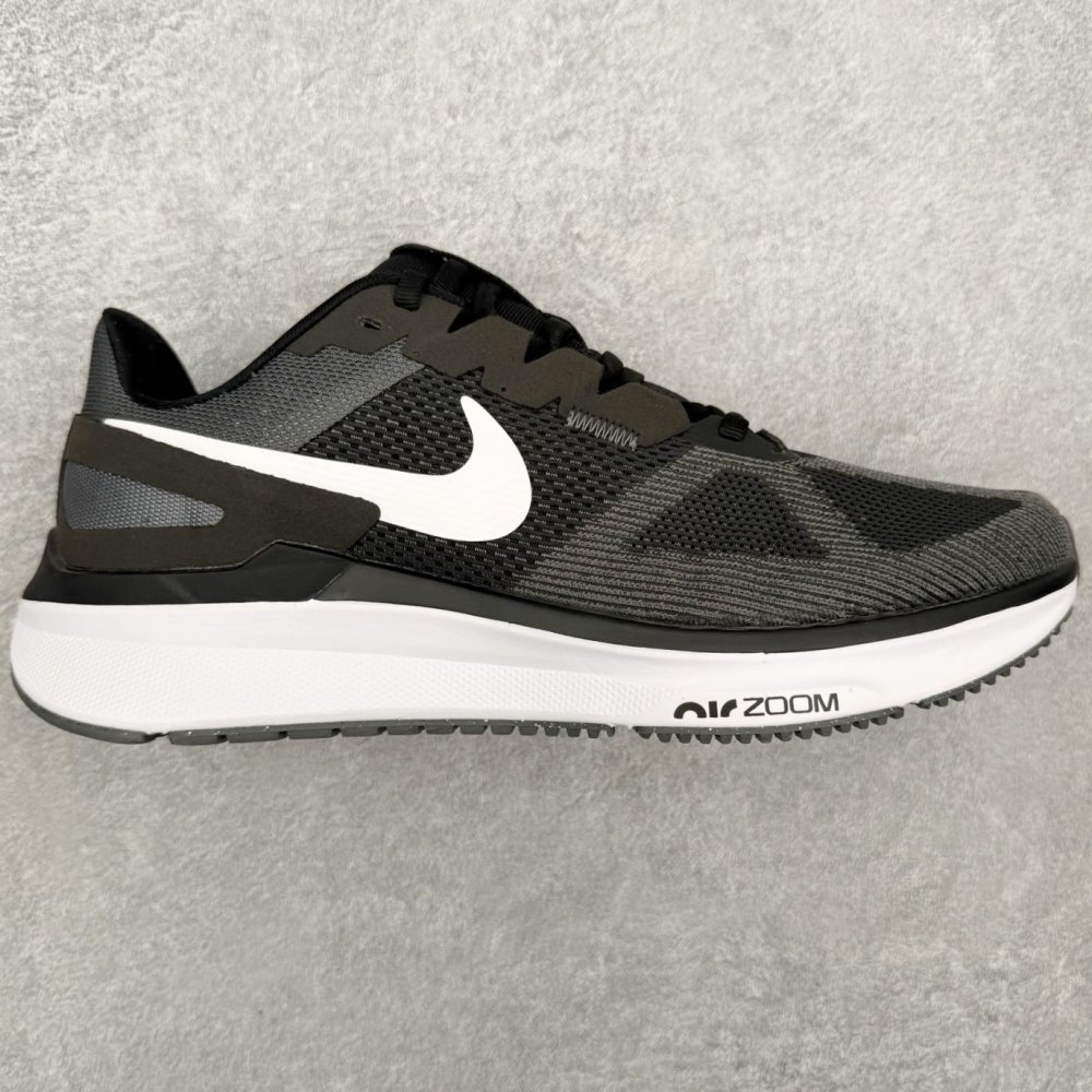Sneakers Zoom Structure 25