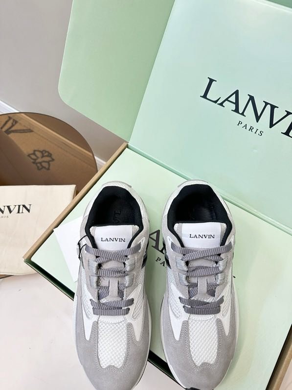 Кроссовки фото 2