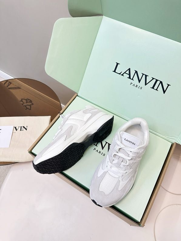 Кроссовки фото 2