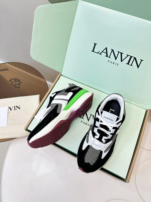 Кроссовки фото 2