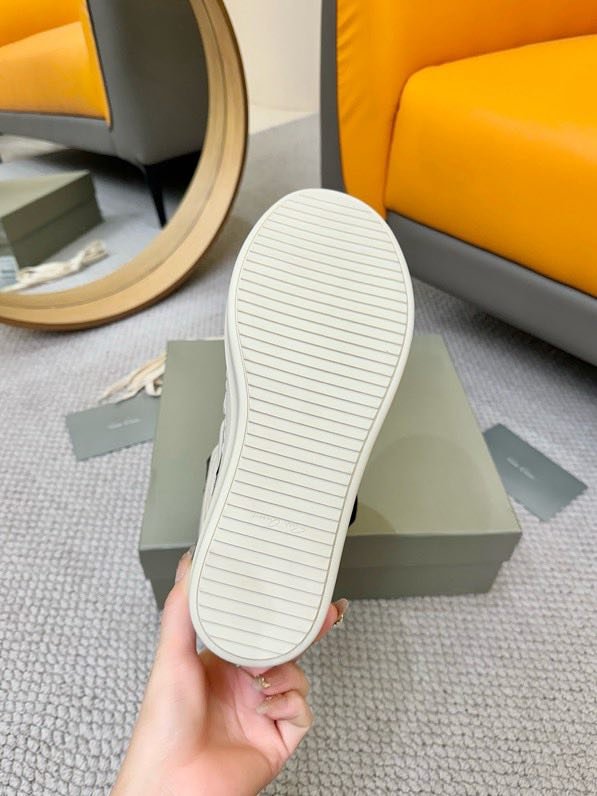 Кроссовки фото 2