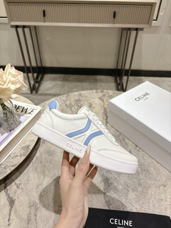 Кросівки фото 2