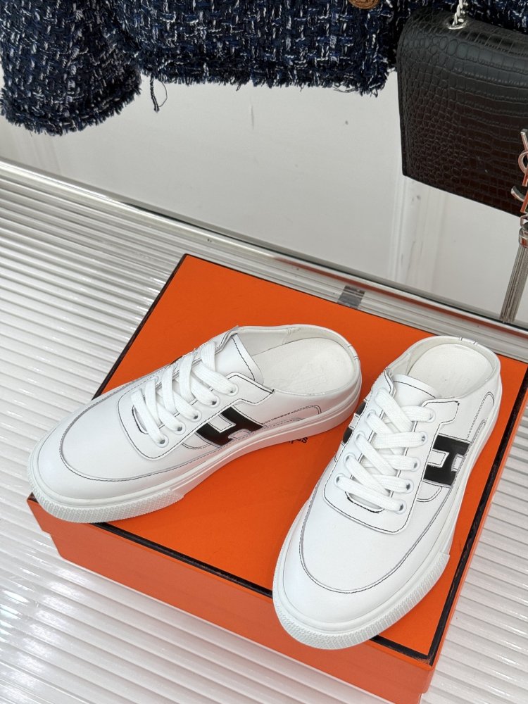 Кросівки фото 2