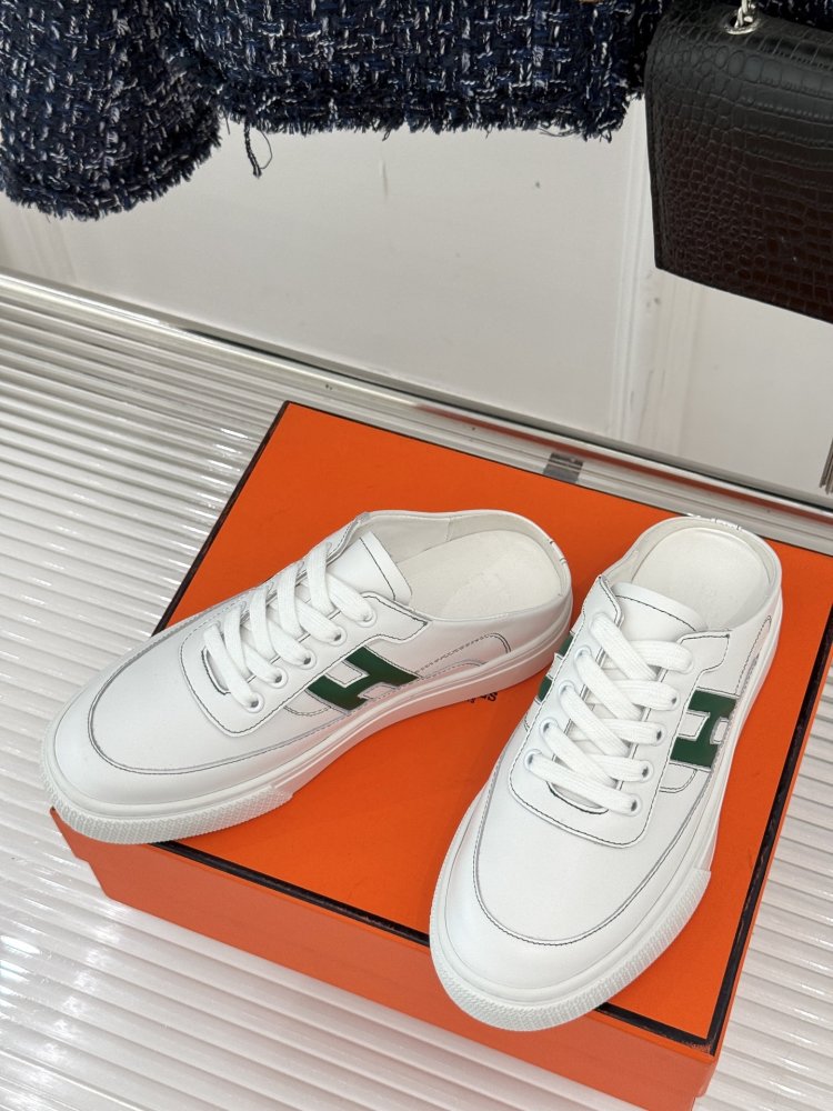 Кросівки фото 2