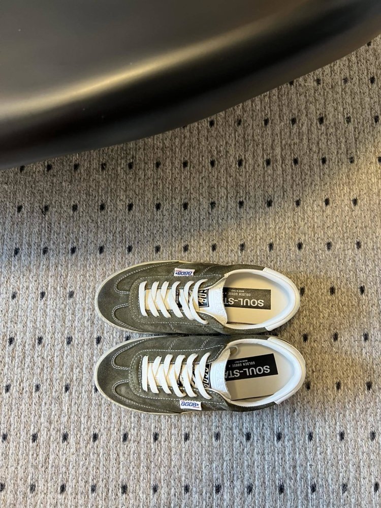 Кроссовки фото 2