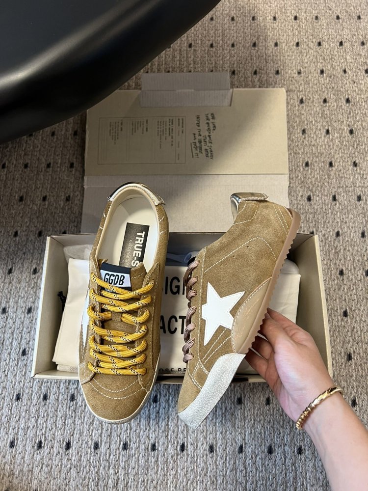 Кроссовки фото 2