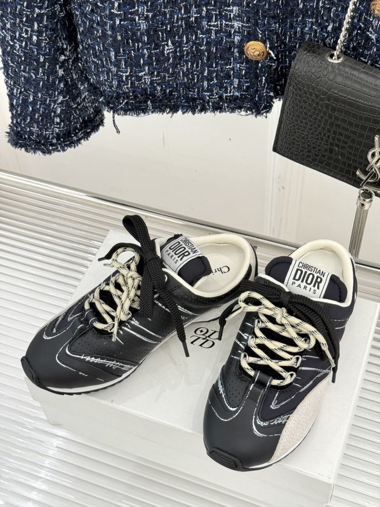 Кроссовки фото 2