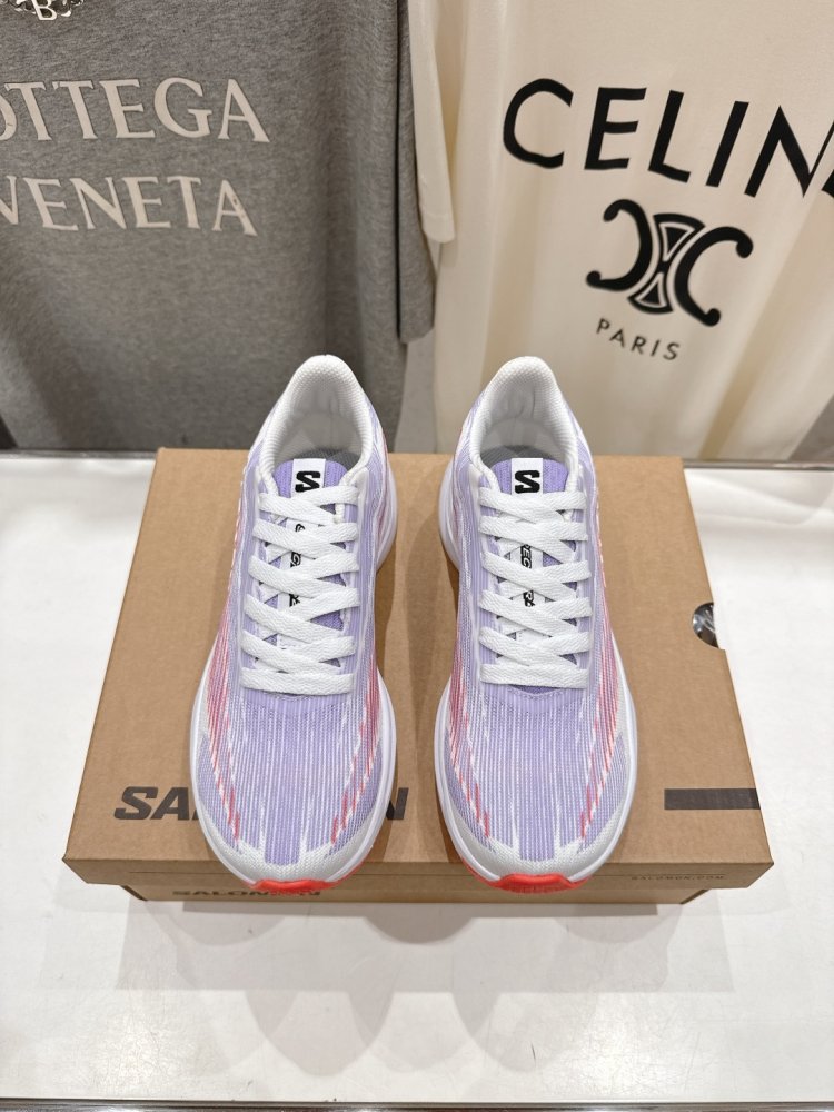 Кросівки фото 2