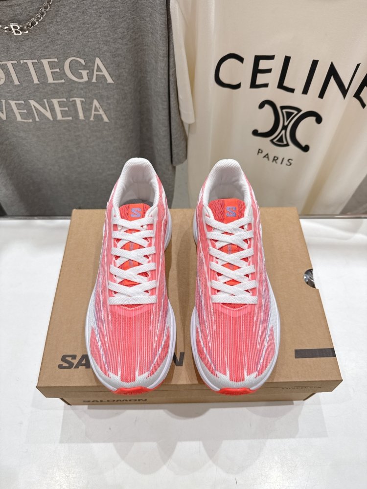 Кросівки фото 2