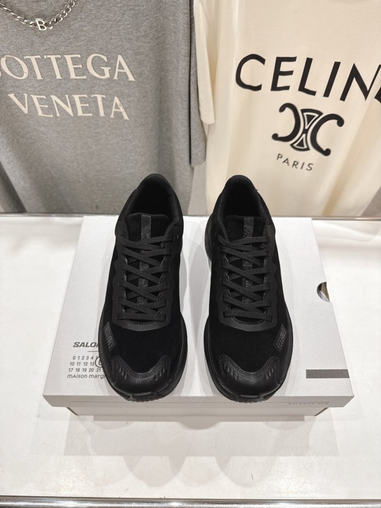 Кросівки фото 2