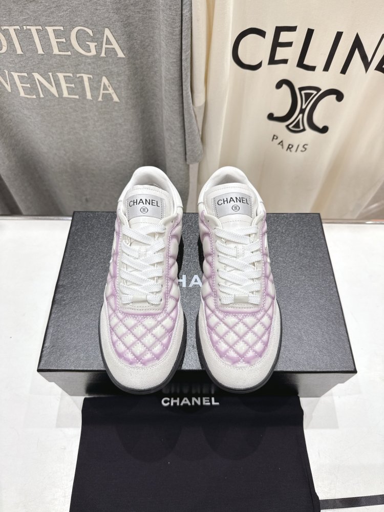 Кросівки фото 2