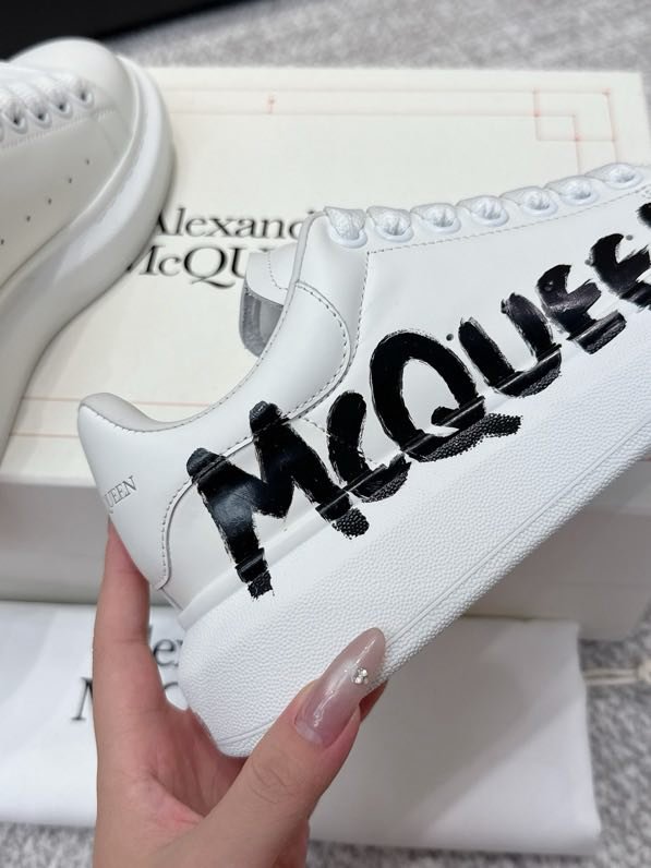 Кроссовки фото 2