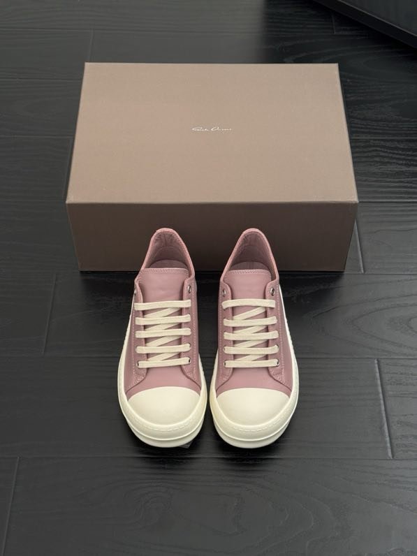 Кросівки фото 2