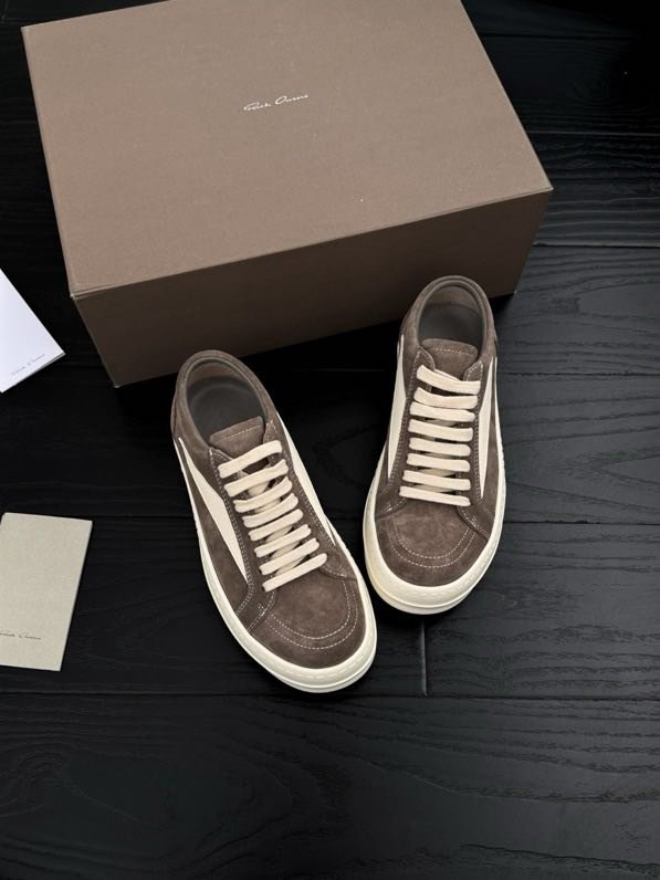 Кросівки фото 2