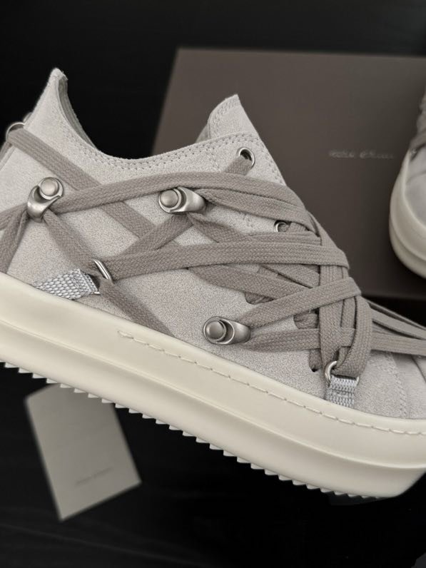 Кросівки фото 2