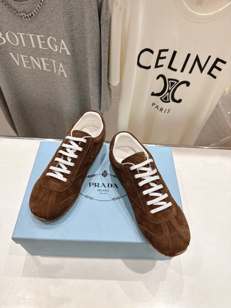 Кроссовки фото 2