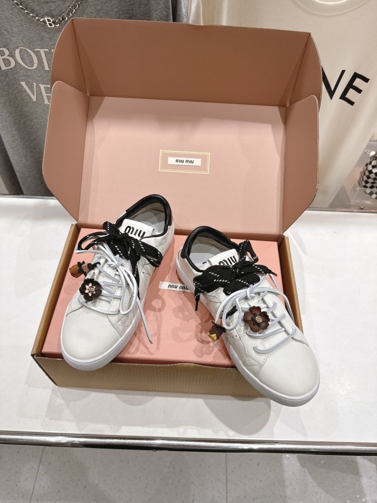 Кроссовки фото 2