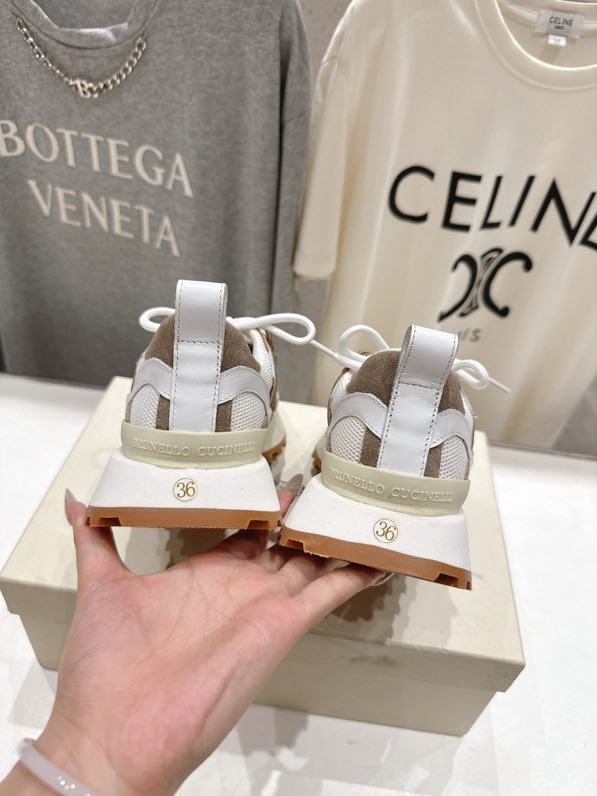 Кроссовки фото 2