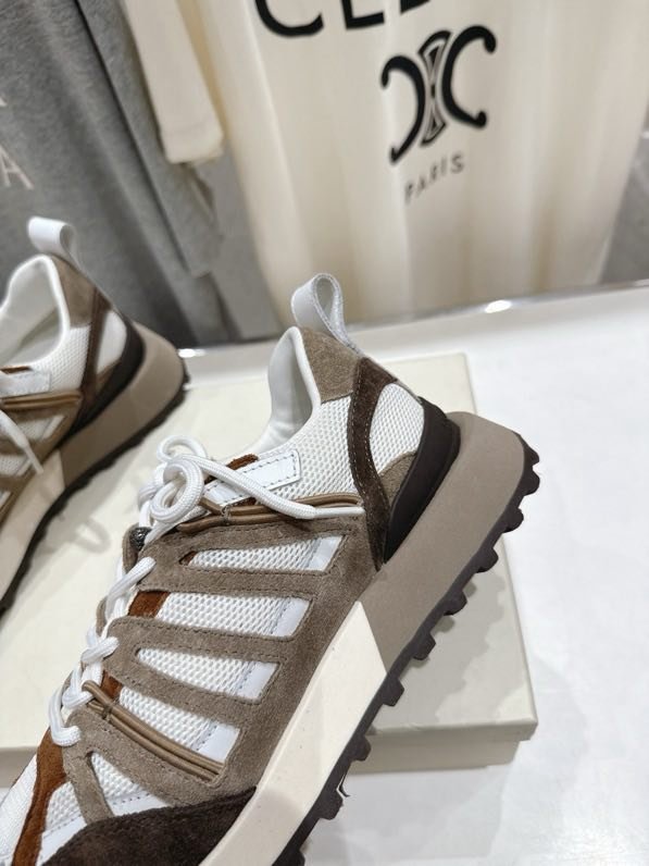 Кроссовки фото 2