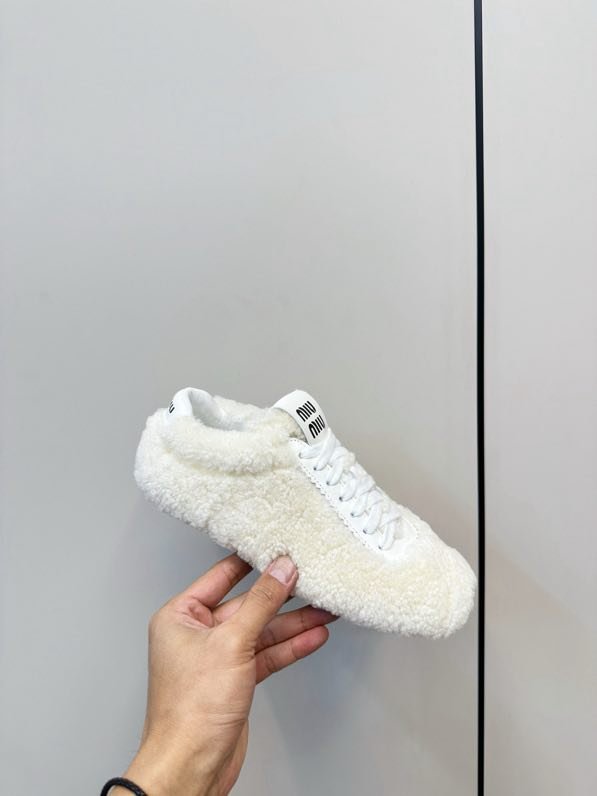 Кроссовки фото 2